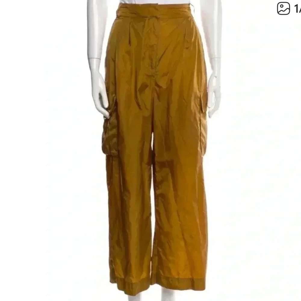Tibi crispy nylon stella pleated cargo pant, tan, size 0. - Picture 3 of 3